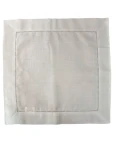 Guardanapo de Linho Off-White - 0,45x0,45cm Guardanapo de Linho Off-White - 0,45x0,45cm