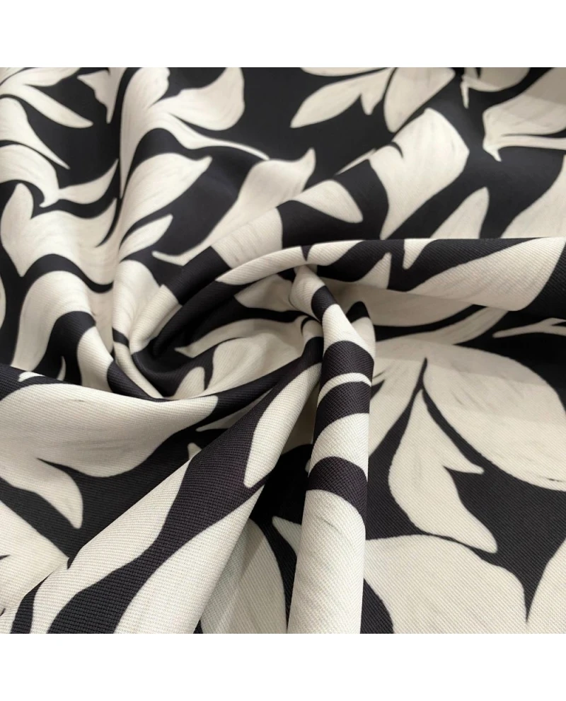 Liganete Premium Estampa preto c/ folhas - 92,48% Poliéster 7,52% Elastano 1,55 Largura